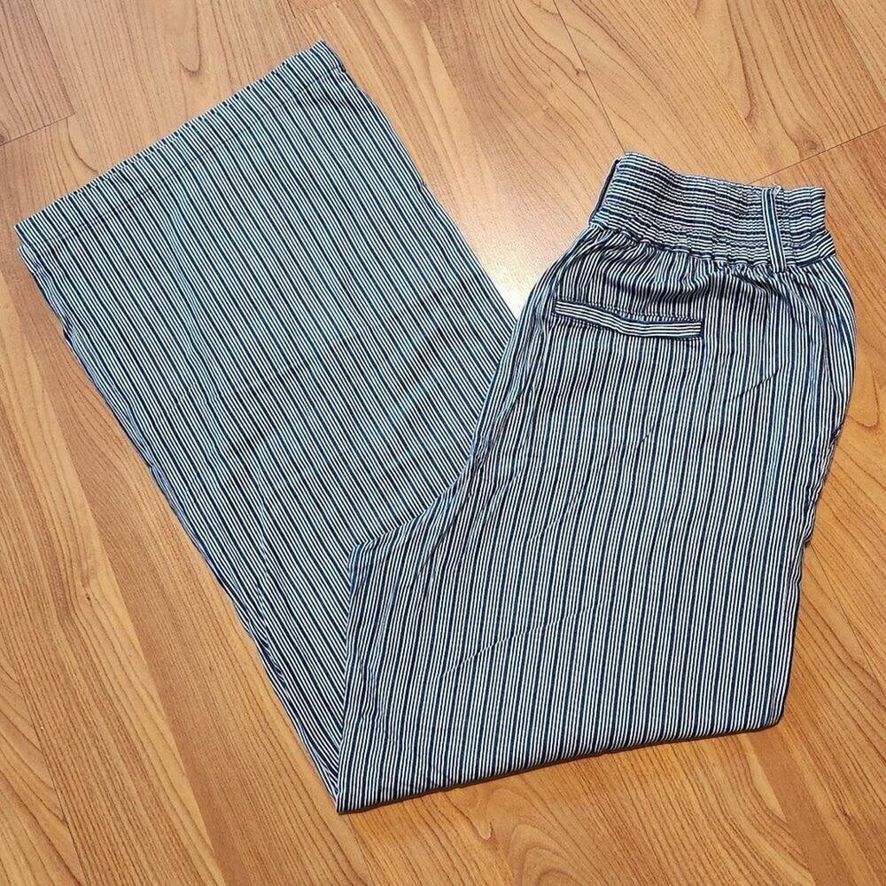 A New Day Striped Wide Leg Pants || Great Condition || Med - Picture 9 of 14
